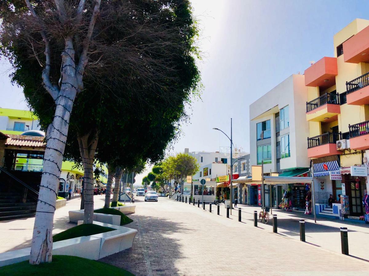 Golden Wave Apartment Corralejo Bagian luar foto